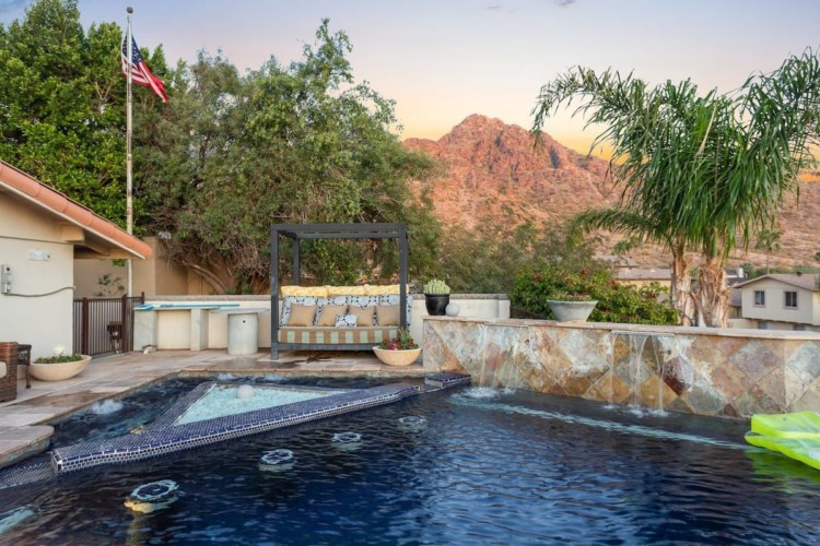 Arizona vacation rentals with private pool